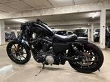 Harley-Davidson IRON 883