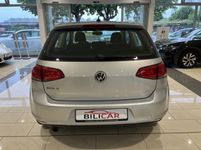 Volkswagen Golf 1.6TDI DSG/PDC/SHZ/Allwetter/Scheckheft. bei Bilicar