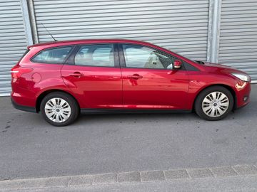 Ford Focus - 11