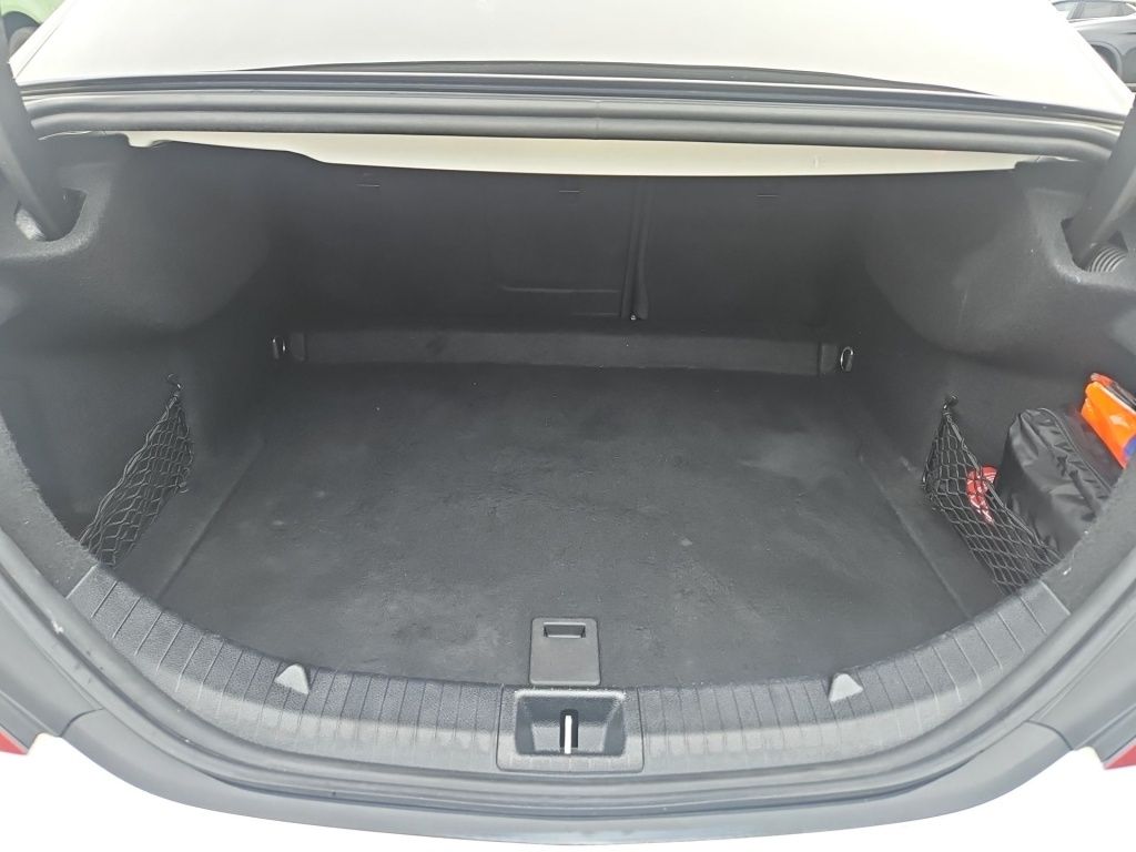 Fahrzeugabbildung Mercedes-Benz CLA 200 Coupé AMG Night Pano Sport LED Sound SHZ