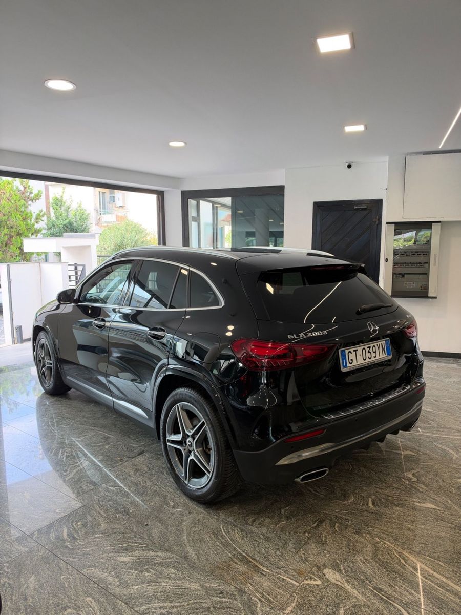 Other Mercedes-benz GLA 200 d Automatic 4Matic AMG Lin imagem 2