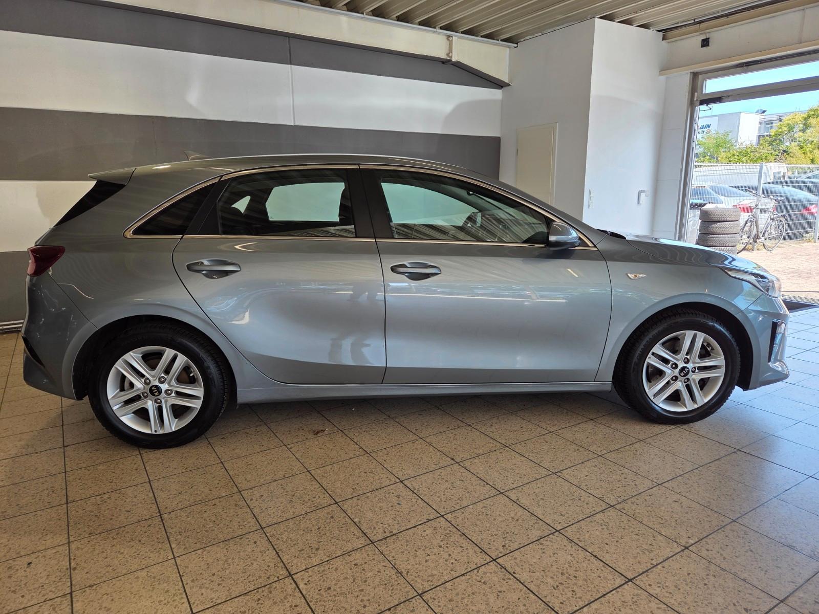 Kia cee'd / Ceed Vision