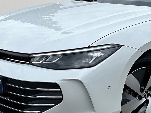 Fahrzeugabbildung Volkswagen Passat 1.5eTSI DSG Business LED+DIGI+KAM+AHK+ACC