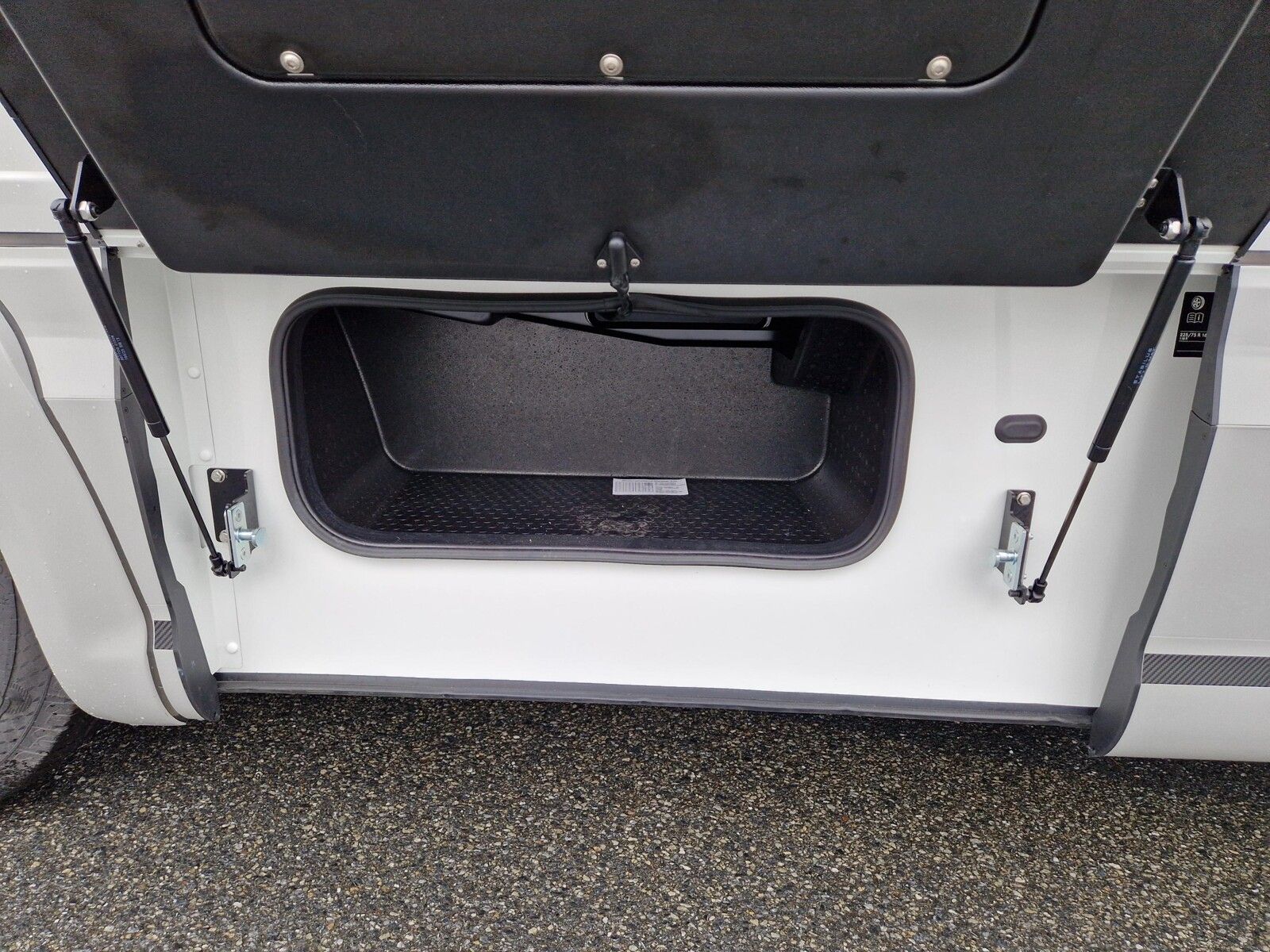 Fahrzeugabbildung Niesmann + Bischoff Arto 88 Verfügbar ab Okt. 2026