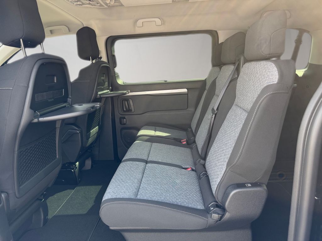 Fahrzeugabbildung Citroën Spacetourer M Diesel 180 Autm. Plus