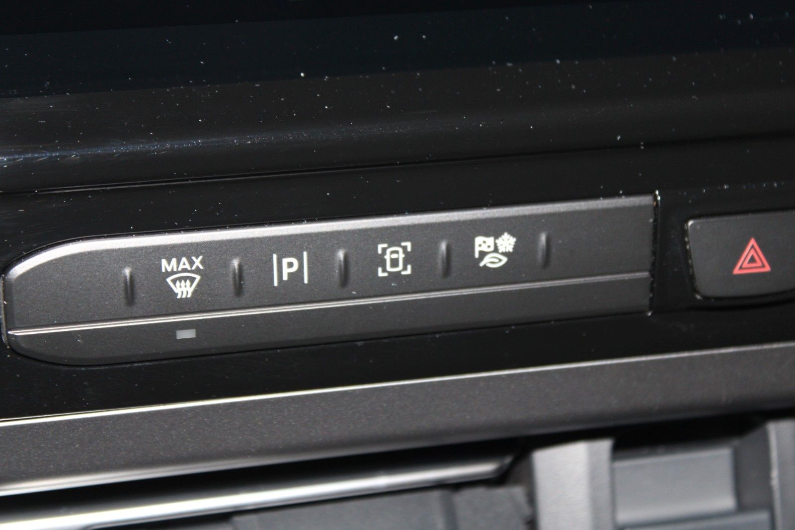 Fahrzeugabbildung Ford NUGGET L1 Titanium Aut. MARKISE + Aufstelldach