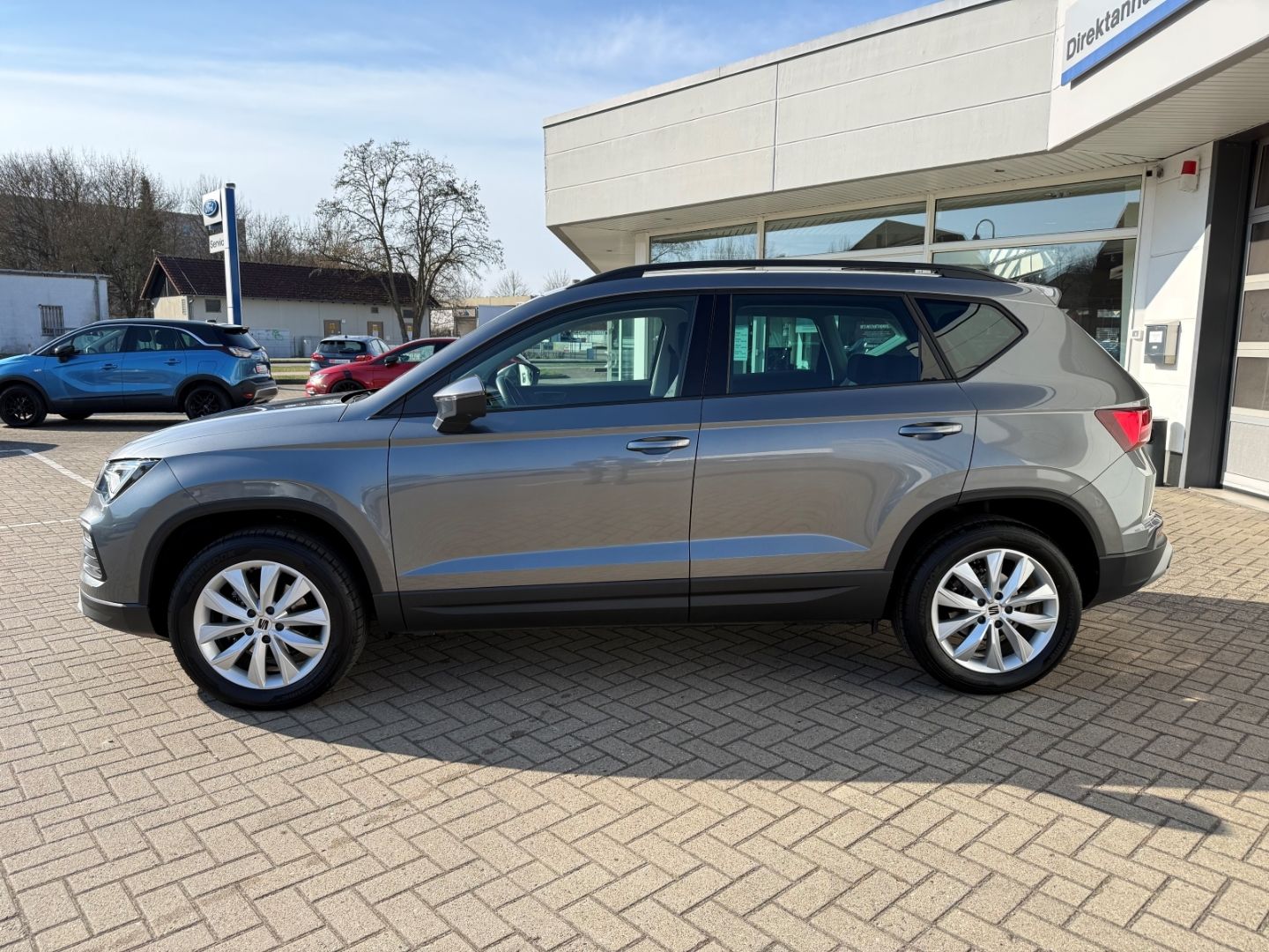 Fahrzeugabbildung SEAT Ateca Style Digitales Cockpit LED Navi AHK RFK D