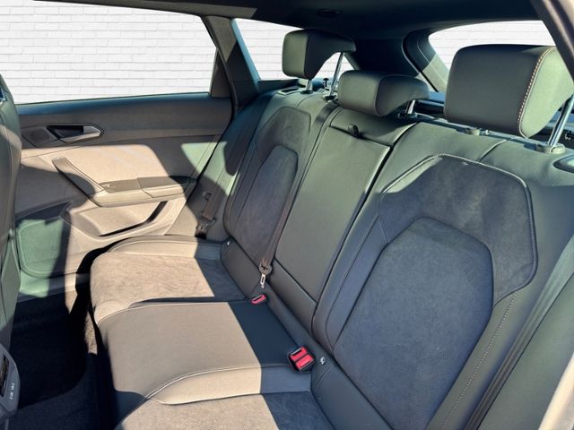 Fahrzeugabbildung CUPRA Leon Sportstourer 2.0 TSI 245 kW 4Drive VZ