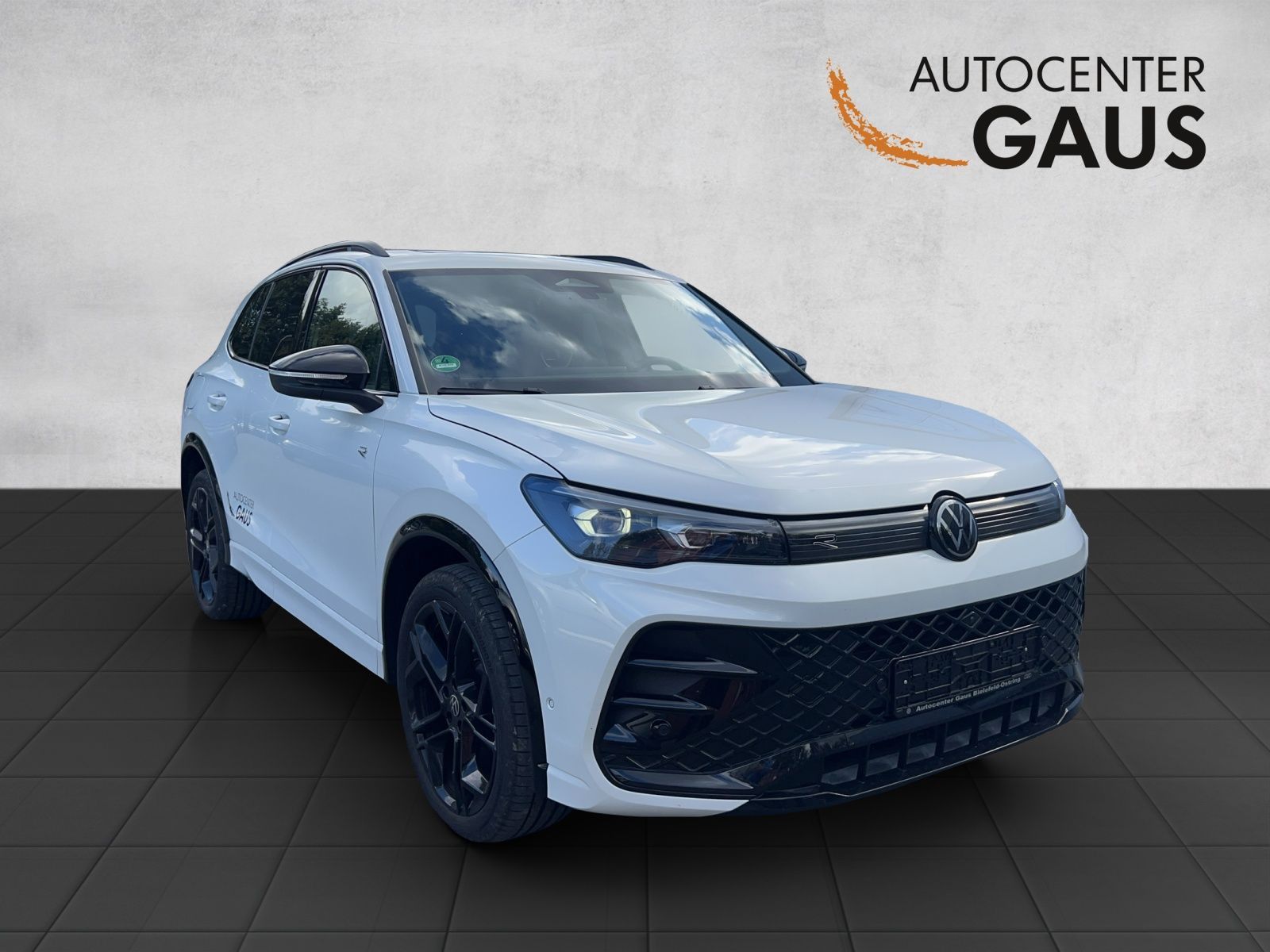 Tiguan R-Line 1.5 TSI eHybrid DSG AHK*Pano*Navi