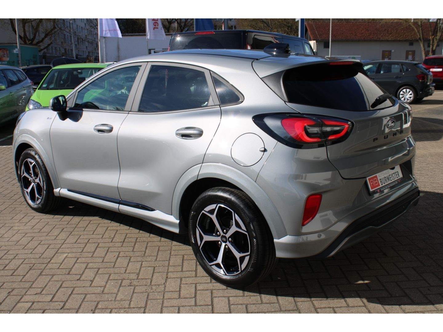 Fahrzeugabbildung Ford Puma 1,0 EB Hybrid ST-Line LED RFK Navi Winter-P