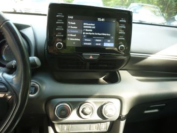 Toyota Yaris - 10