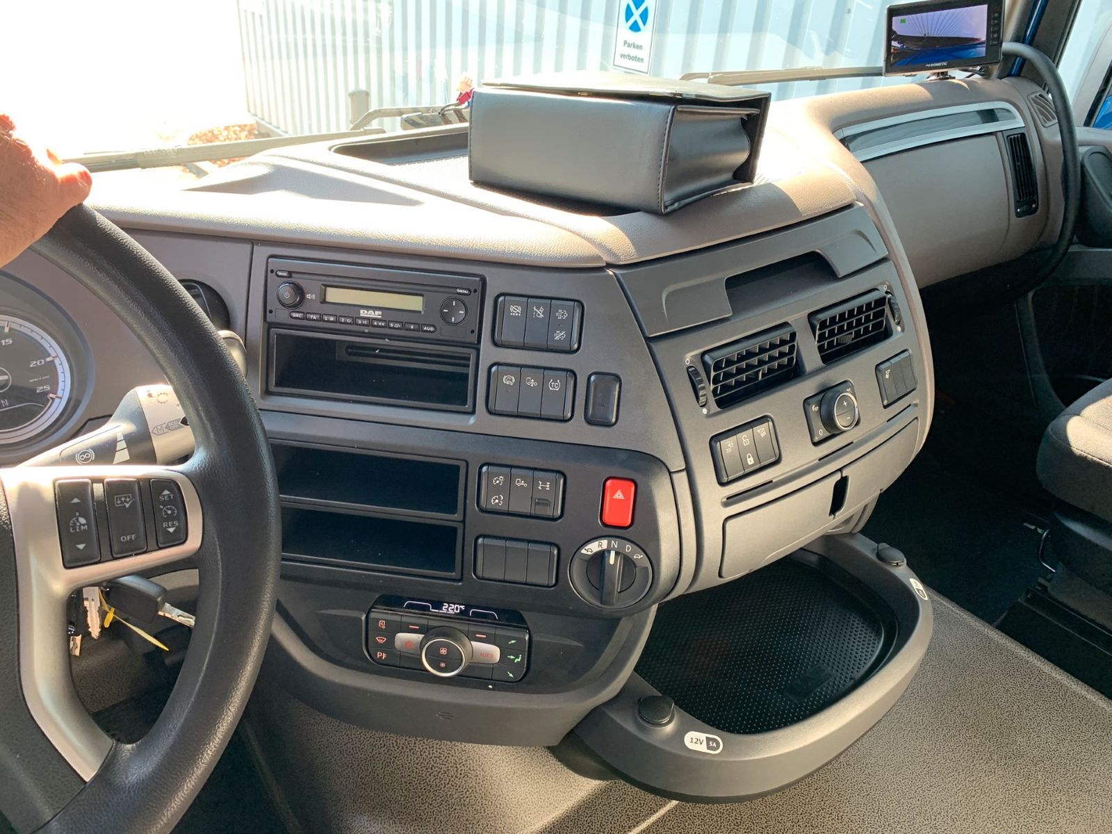 Fahrzeugabbildung DAF FT XF 480 SC LD