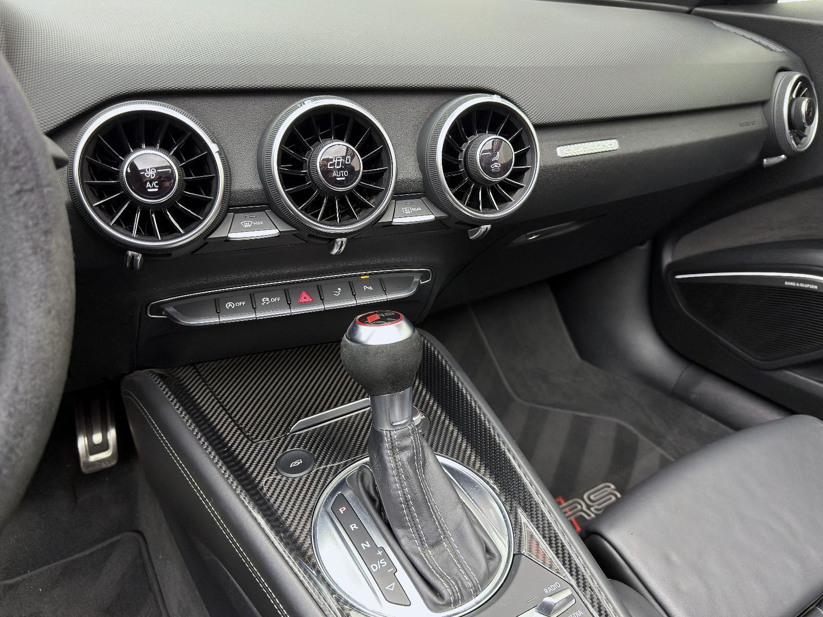 Audi TT RS Roadster Quattro*Matrix*B&O*OLED*Carbon*