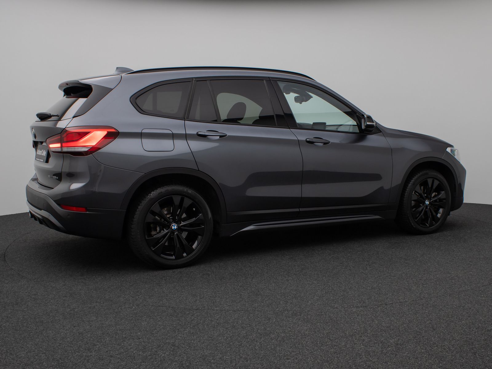 Fahrzeugabbildung BMW X1 xD25e SportLine Kamera HUD DAB Komfort 18Zoll