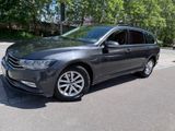 Volkswagen Passat Variant/AUTOMAT/AHK/ACC/ASISS/I HAND - VW Passat Gebrauchtwagen in Stuttgart