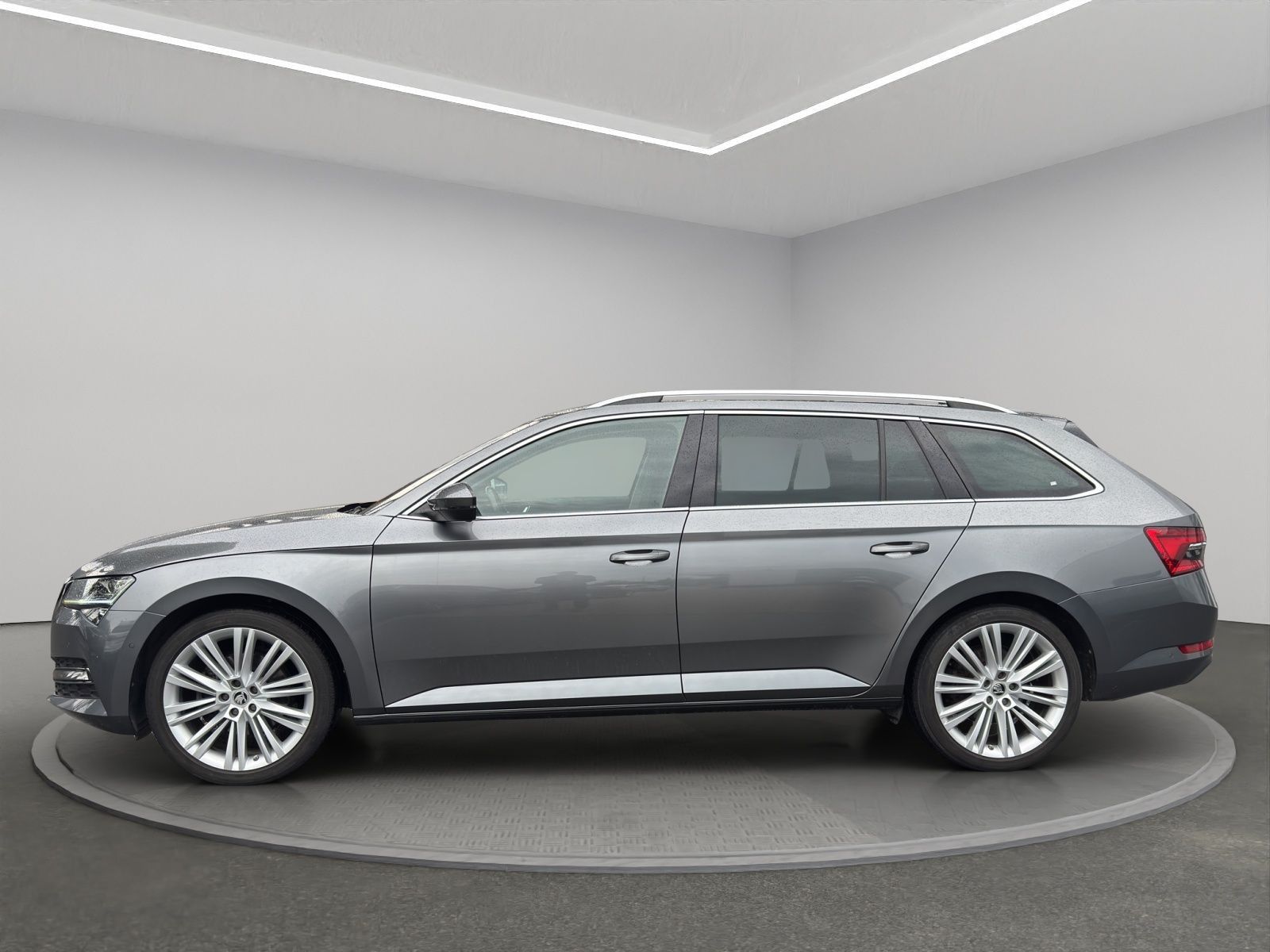 Skoda Superb - Bild 5