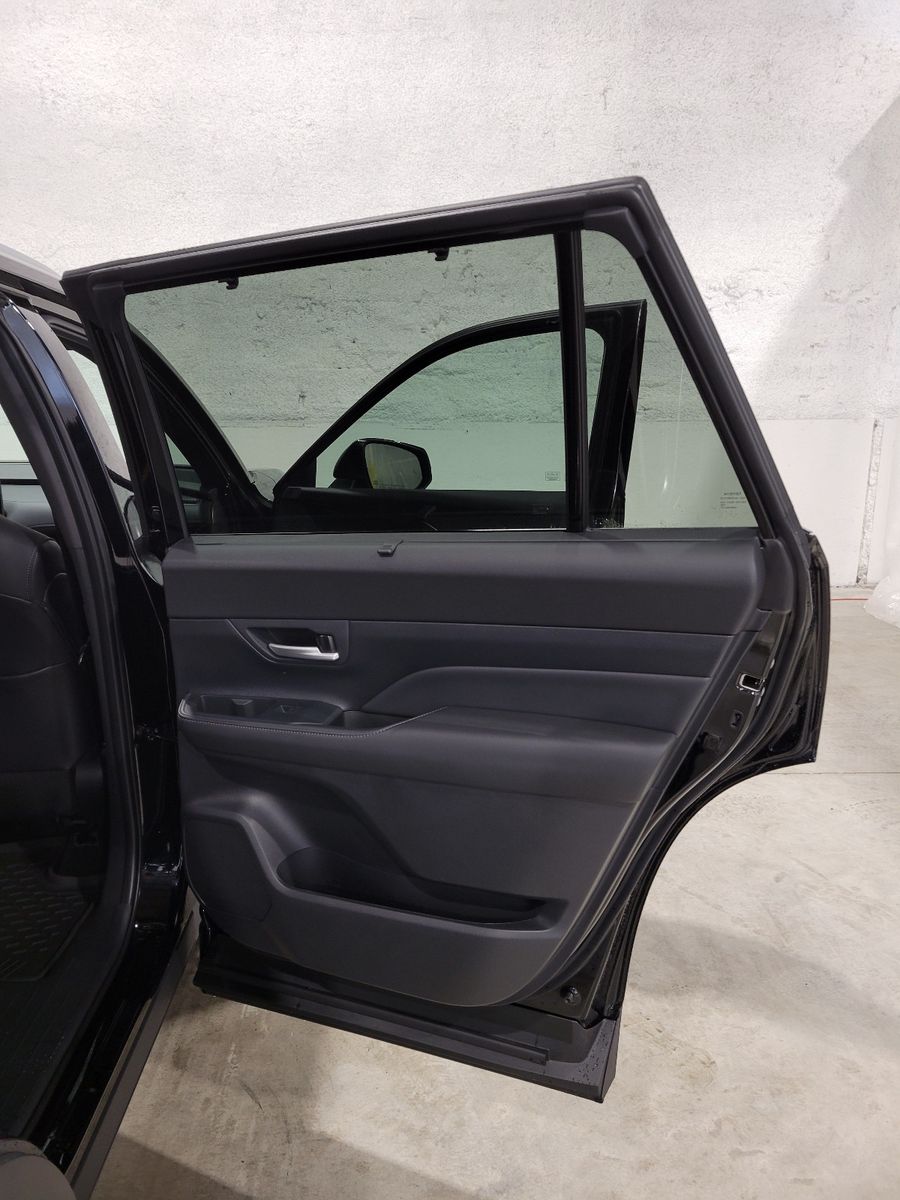 Fahrzeugabbildung Toyota GRAND Platinum Max T1: 68.000 EURO