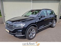 Fahrzeugabbildung Volkswagen Touareg Elegance 4Motion eHybrid Navi LED Leder