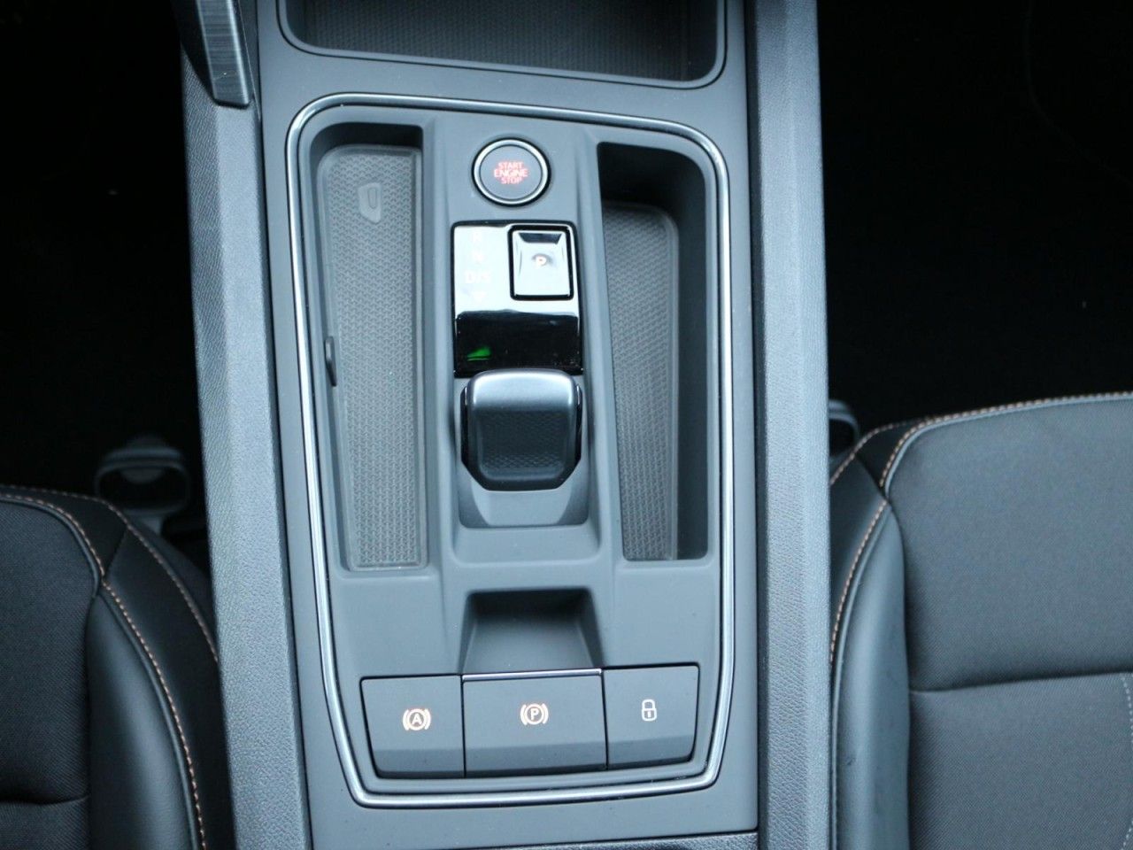 Fahrzeugabbildung CUPRA Formentor 2.0 TSI 4Drive DSG