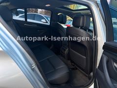 BMW 520d Automatik*HUD*RFK*Leder*Xenon*S-Dach*Memory