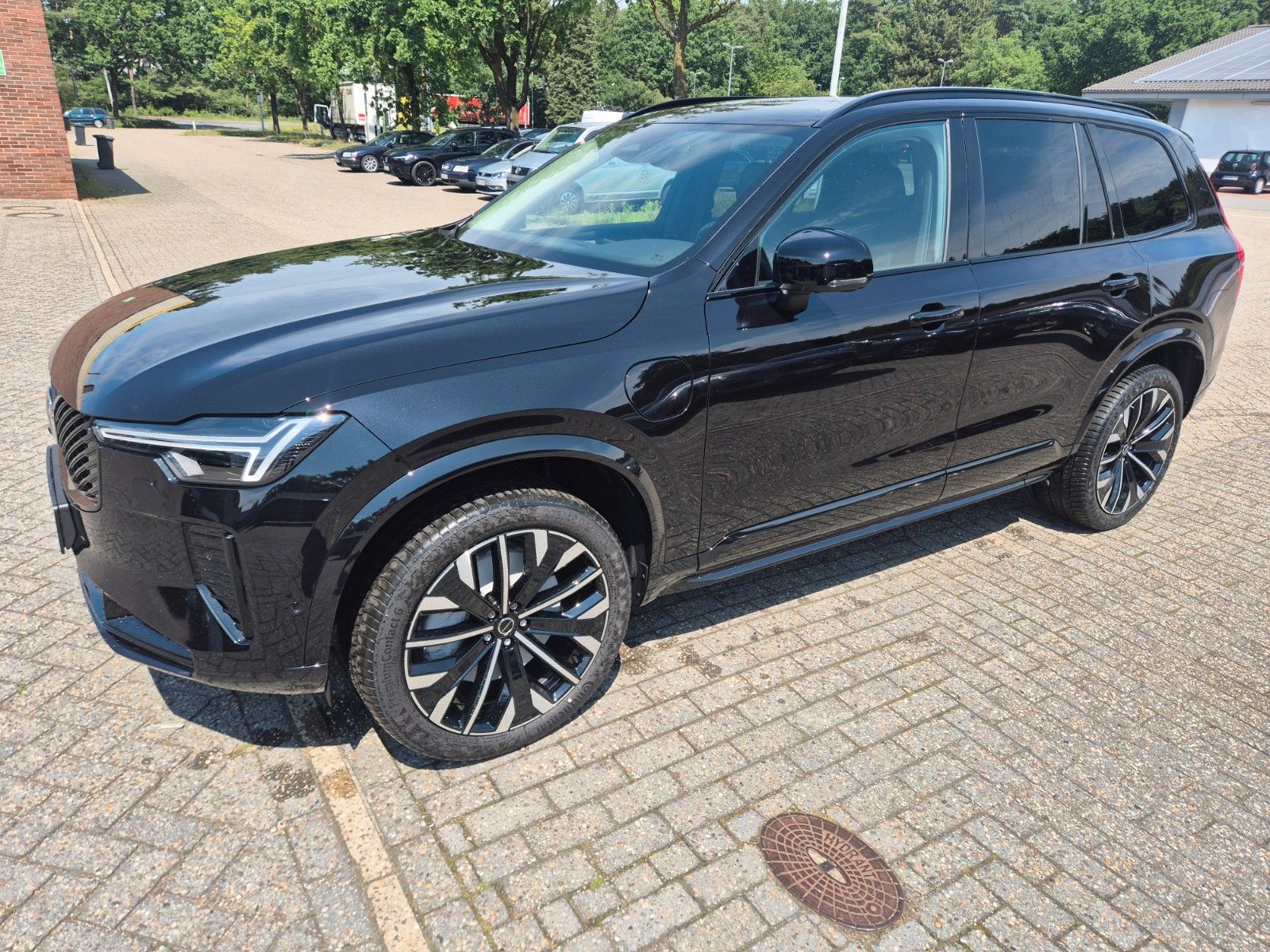 Volvo XC90 Plus Dark T8 Recharge Plug-In Hybrid AWD imagem 3