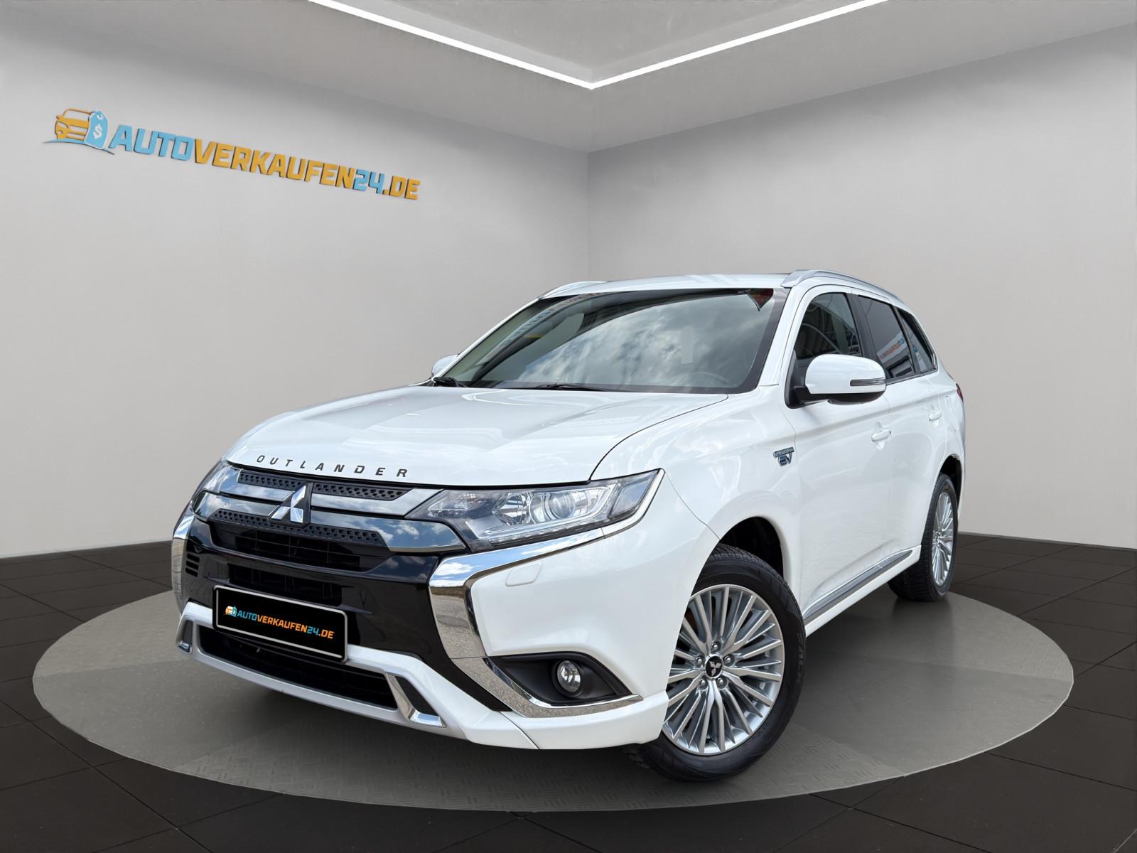Mitsubishi Outlander PHEV Spirit AWD KAMERA CARPLAY ALCANT.