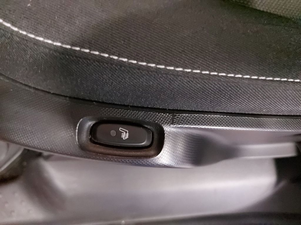 Fahrzeugabbildung Smart SMART FORFOUR 1.0 Passion Sitzheiz. Pano Klima