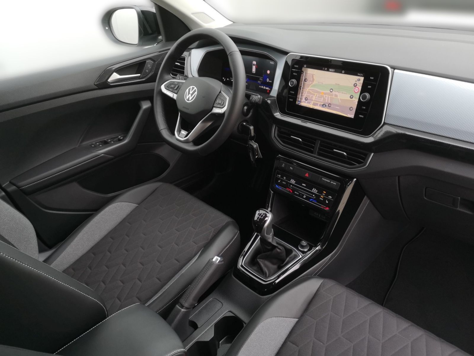 Volkswagen T-Cross - Bild 13