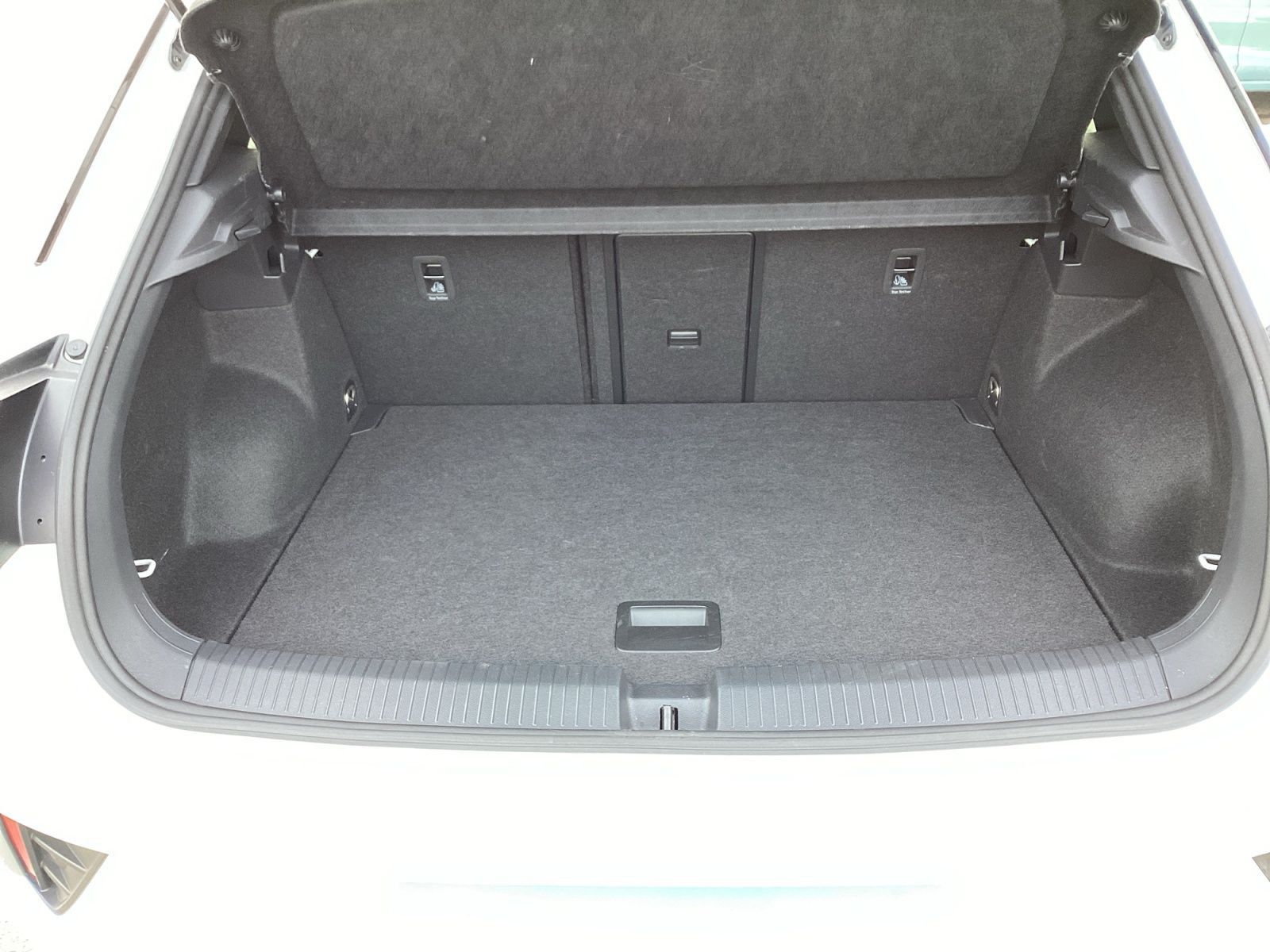 Volkswagen T-Roc - Bild 12