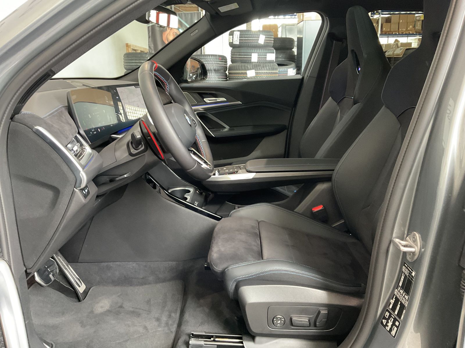 Fahrzeugabbildung BMW X2 M35i xDrive |Glasdach |M Sportpaket Pro |21"