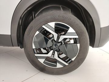 Peugeot 2008 - 11