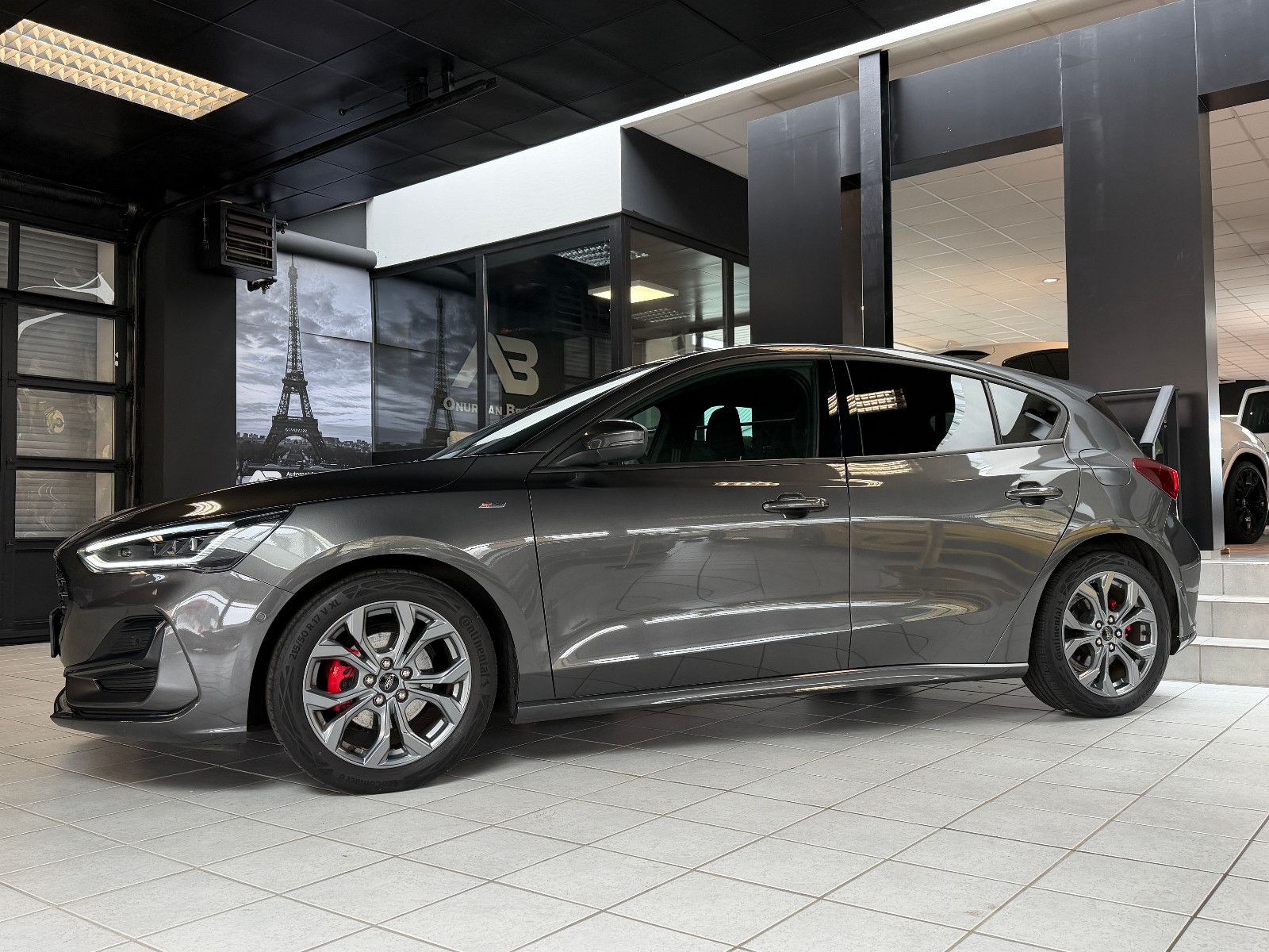 Fahrzeugabbildung Ford Focus /ST-LINE/AUTOMATIK/KAMERA/NAVI/SHZ/ACC