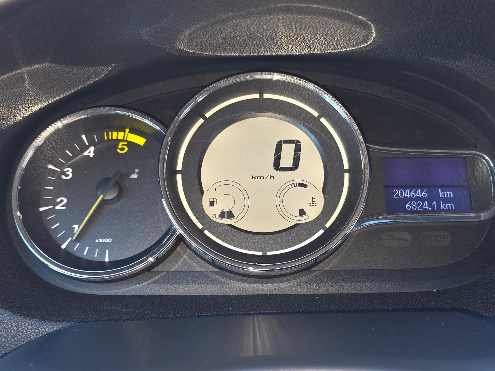 Renault Megane 2014 — photo 12