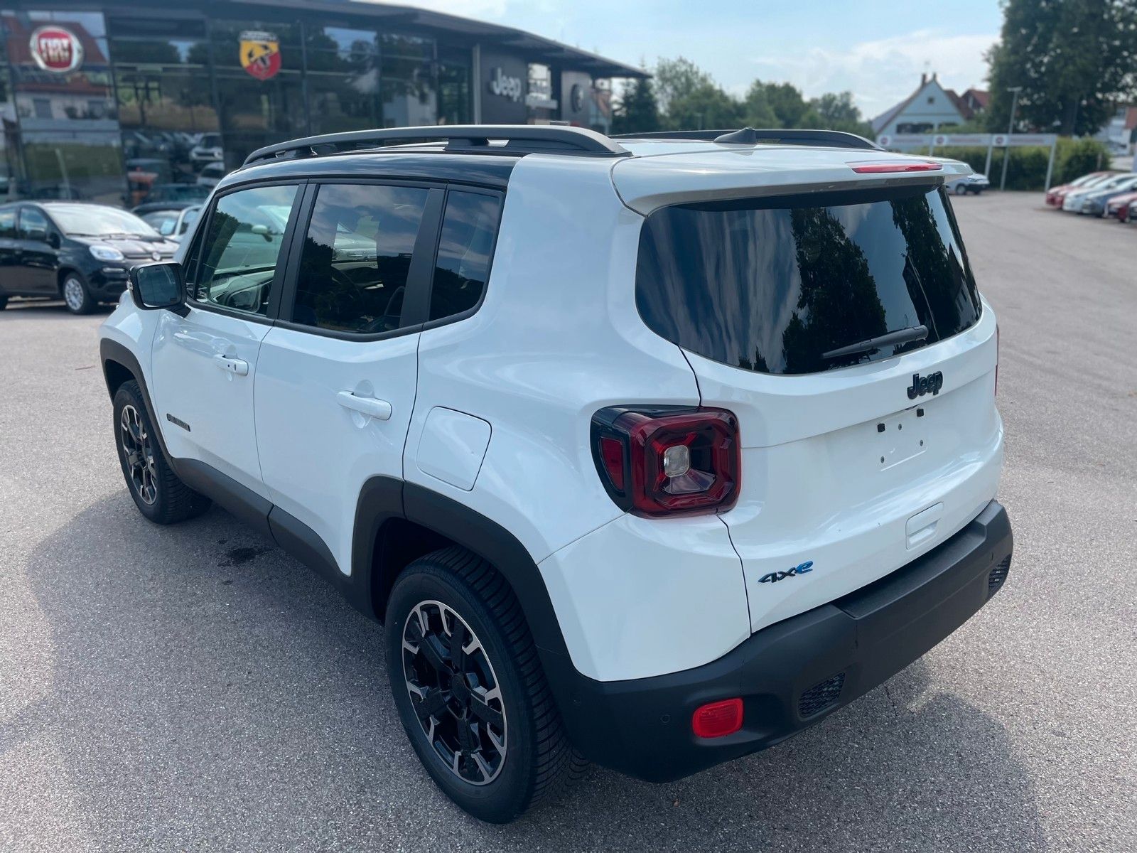 Fahrzeugabbildung Jeep RENEGADE PHEV MY23-High Upland