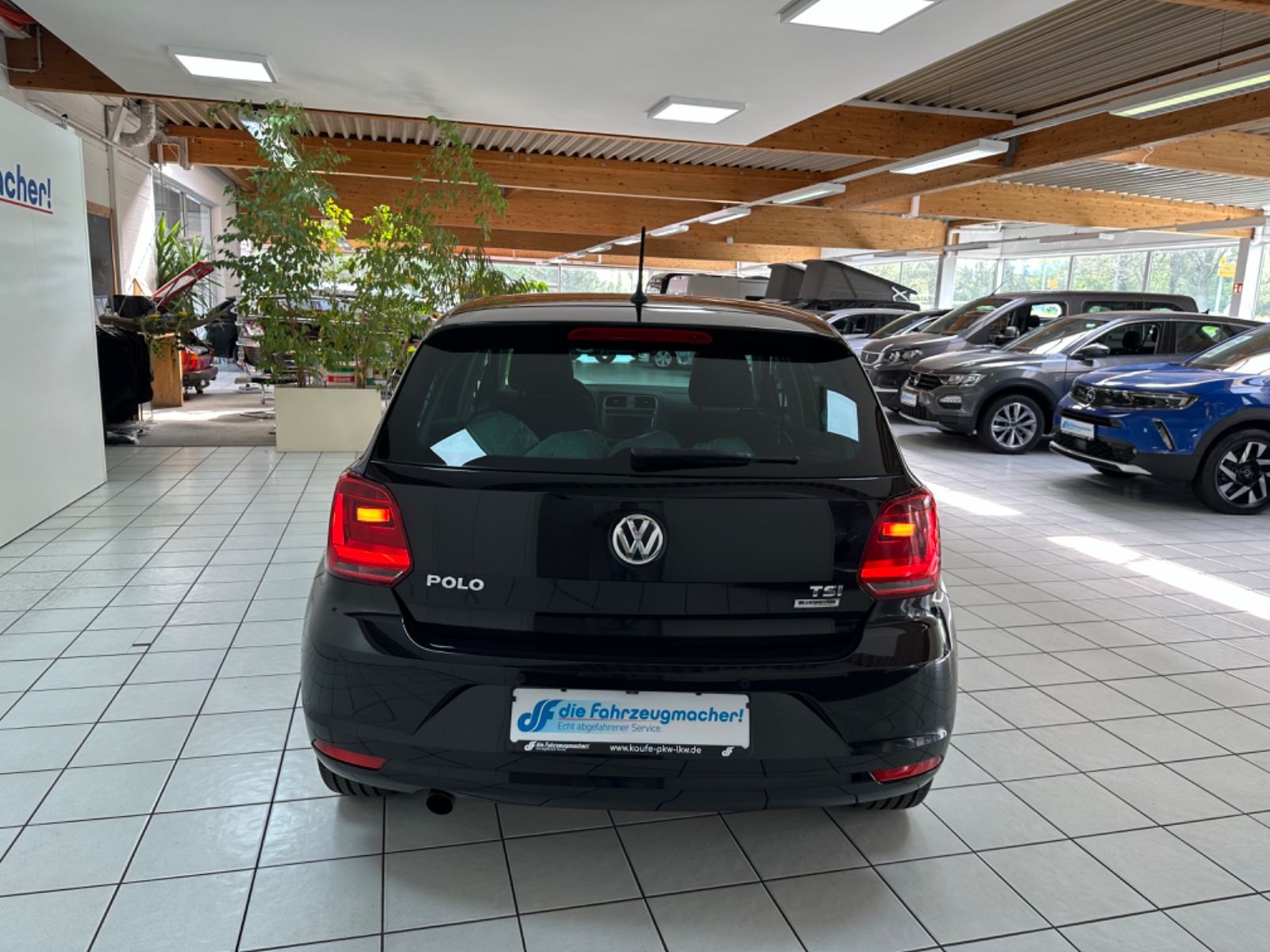 Fahrzeugabbildung Volkswagen Polo V Highline BMT*Klima*SHZ*Tempomart*AHK