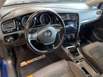 Volkswagen Golf VII Lim. Highline BMTStart-Stopp *AHK*LED*