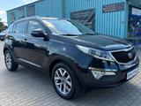 Kia Sportage DREAM TEAM 4WD AUTOMATIK/AHK+RüKAM+NAVI - Kia Sportage Dream-Team mit Diesel-Antrieb