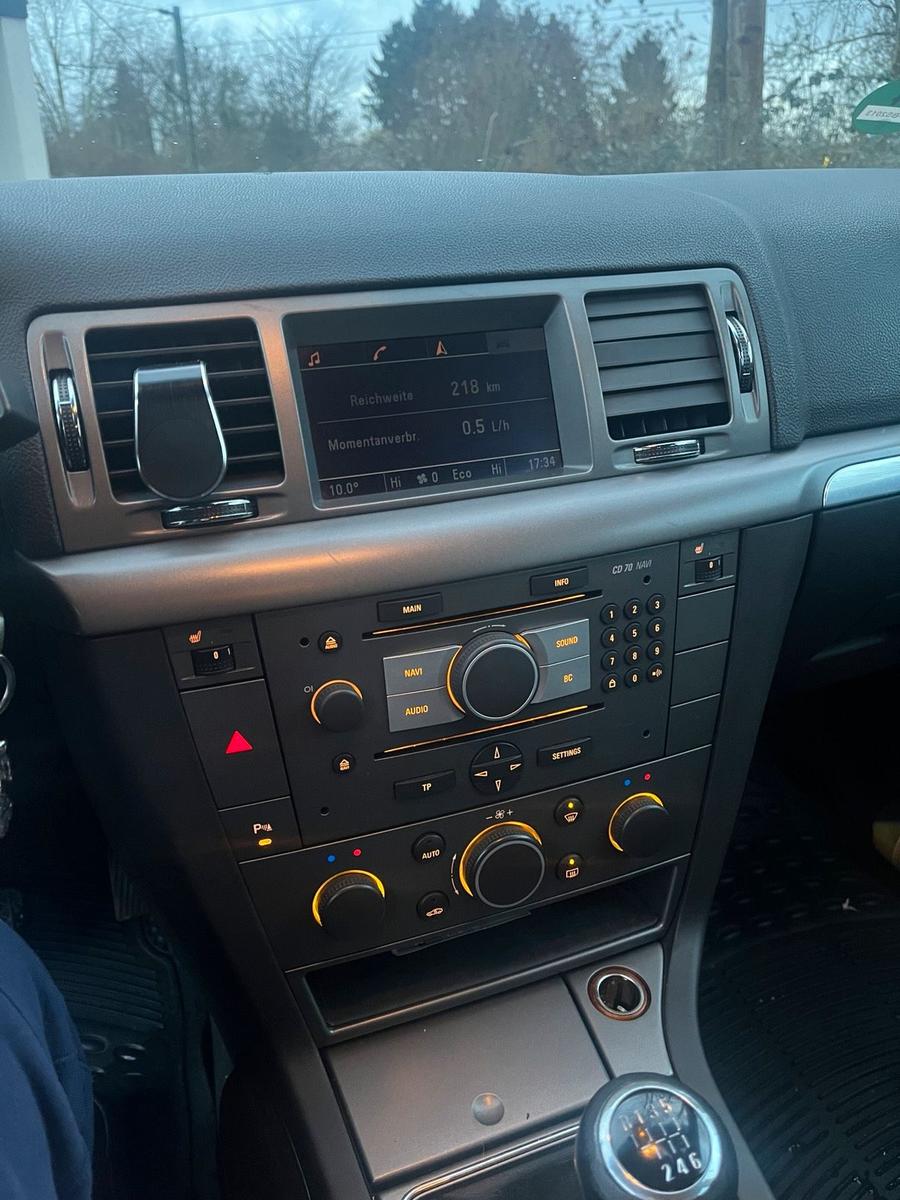 Opel Vectra 2006 — photo 10