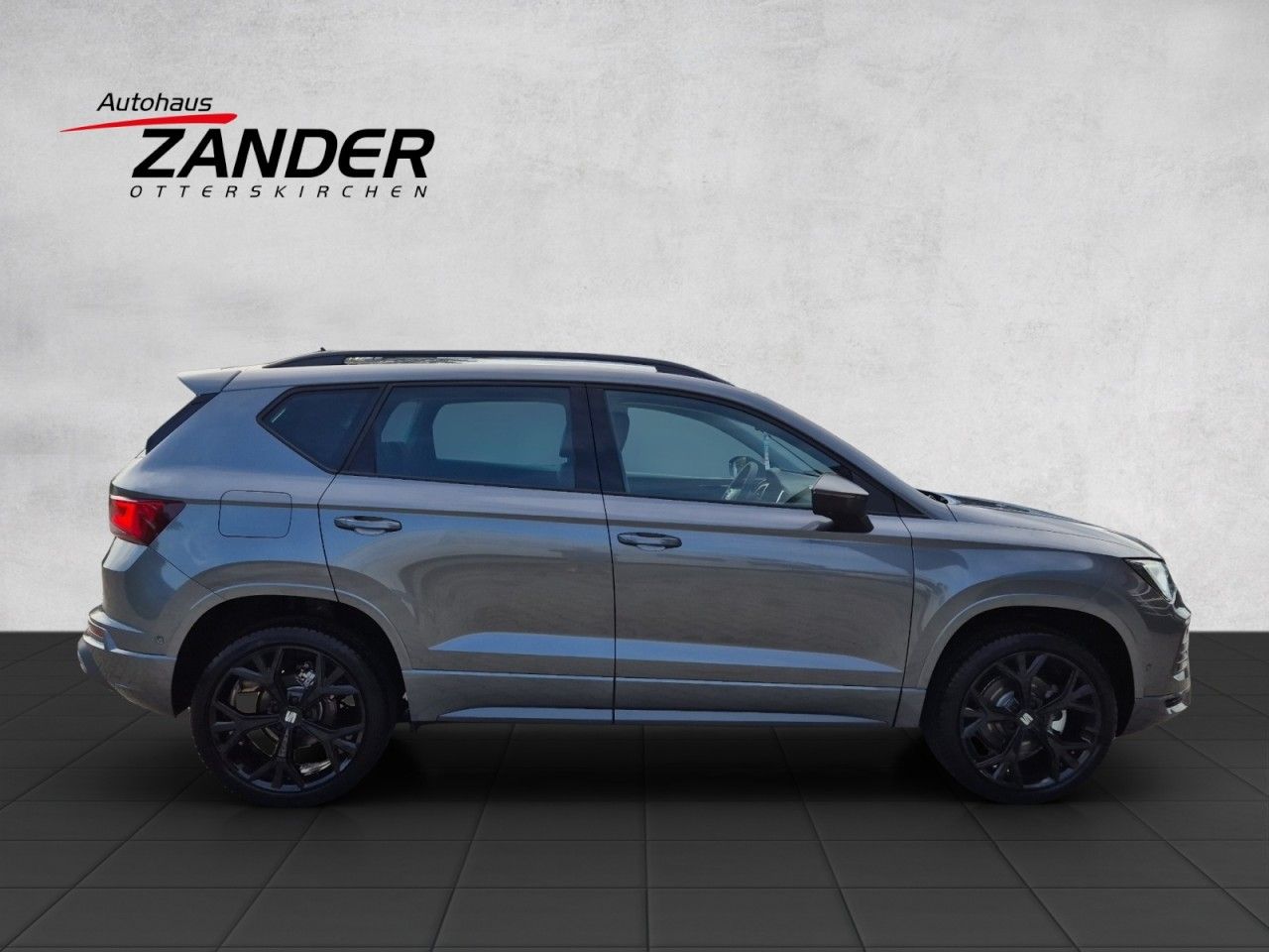 Fahrzeugabbildung SEAT Ateca FR AHK Black Pack 19 Zoll Alu Navi