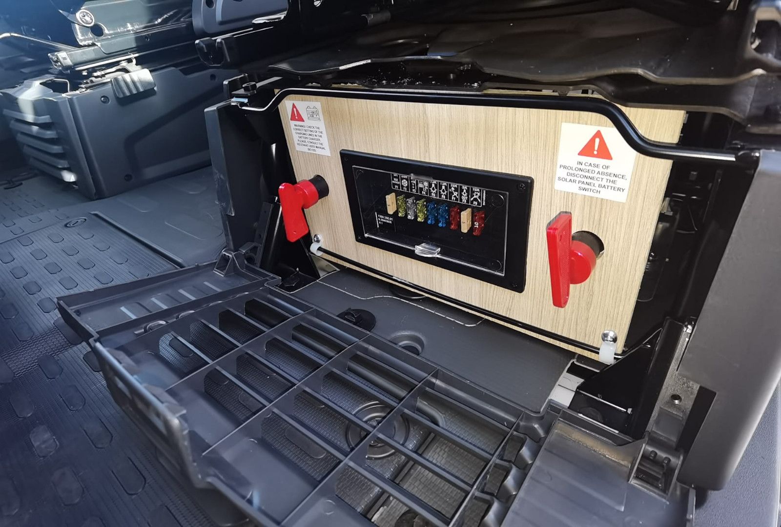 Fahrzeugabbildung Challenger V114 Sport Edition M27