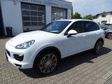 Porsche Cayenne S 4,2l Diesel Pano, Navi, 21 Zoll, Stand - Porsche Cayenne: Weiß