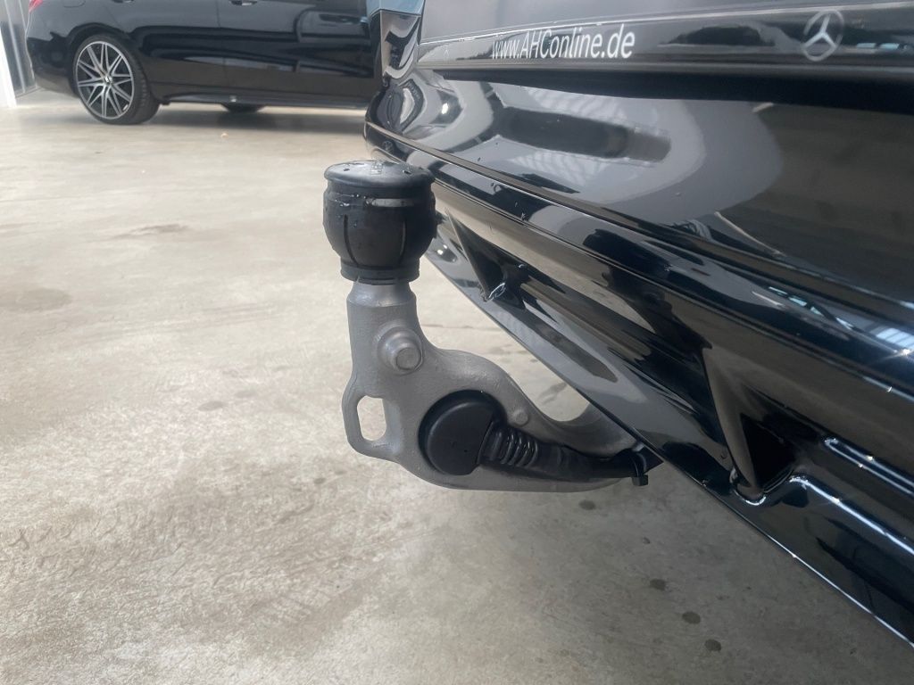 Fahrzeugabbildung Mercedes-Benz CLA 180 ++AMG-LINE+AHK+MULTIBEAM+WINTER-PAKET++