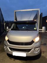 Iveco Daily enclosed car transporter - Bis 7,5t Transporter