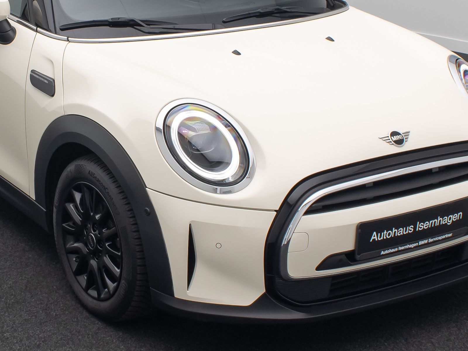 Fahrzeugabbildung MINI ONE ClassicTrim LED Navi Komfort Leder DAB Sport