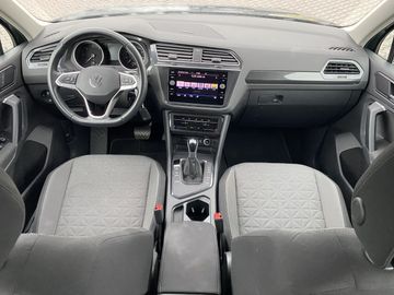 Volkswagen Tiguan - 9