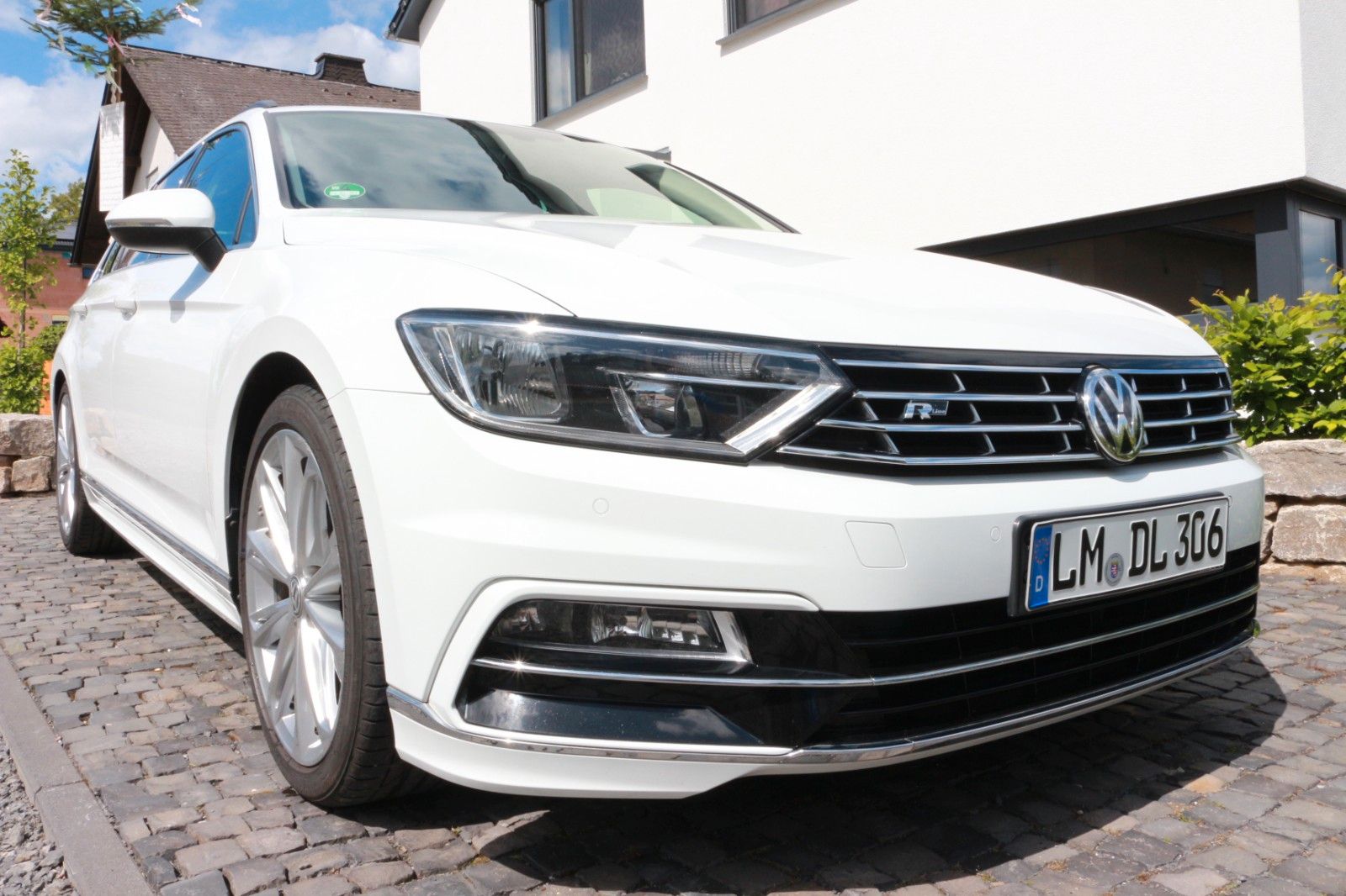 VW Passat Variant 1.4 DSG R-Line Ext. Navi AHK