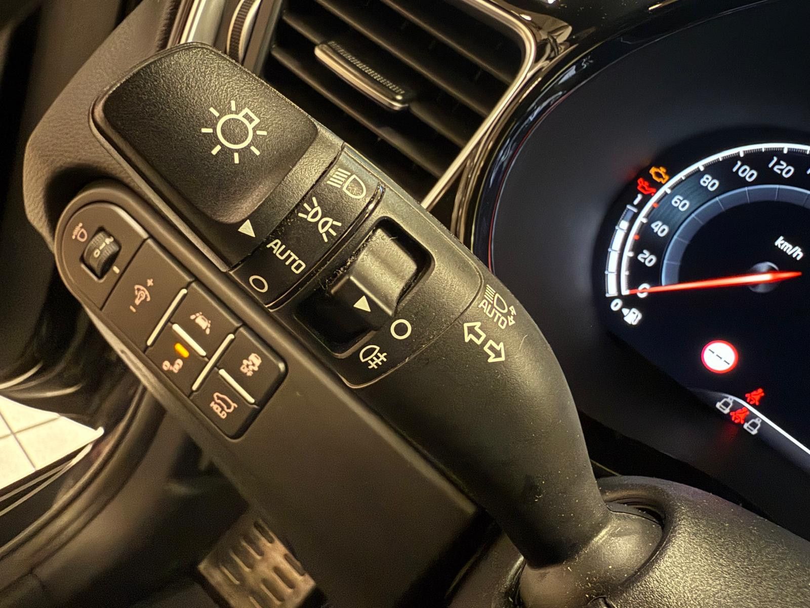 Fahrzeugabbildung Kia pro cee'd / ProCeed / LED / NAVI / SCHECKHEFT /