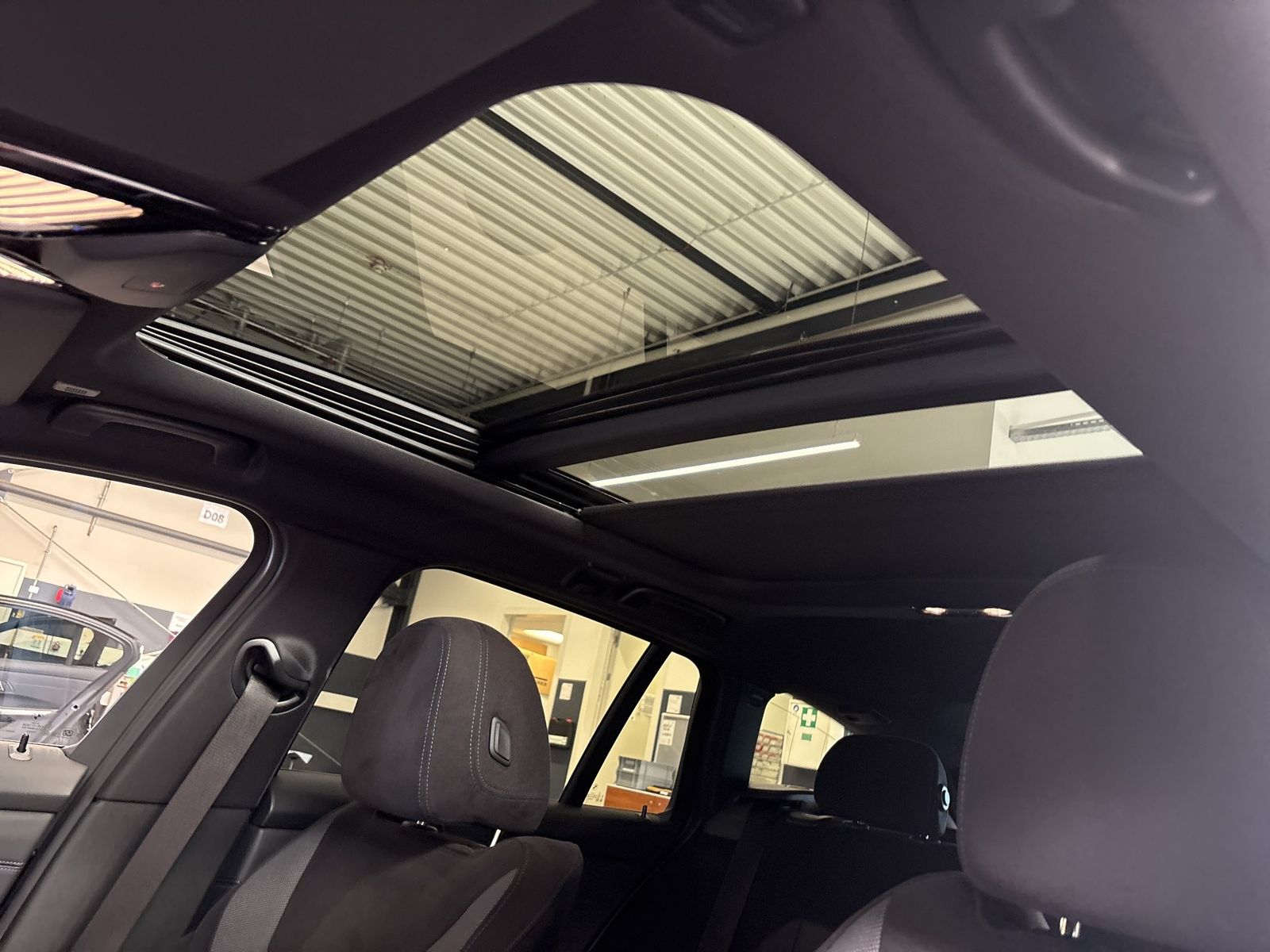 BMW 330 - Bild 14