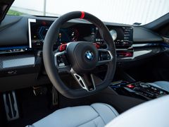 BMW M5 – 12 / 32