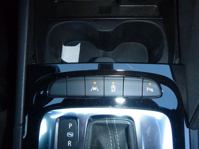 Fahrzeugabbildung Opel Insignia B Sports Tourer >AUT/AHK/LED/NAV/PDC